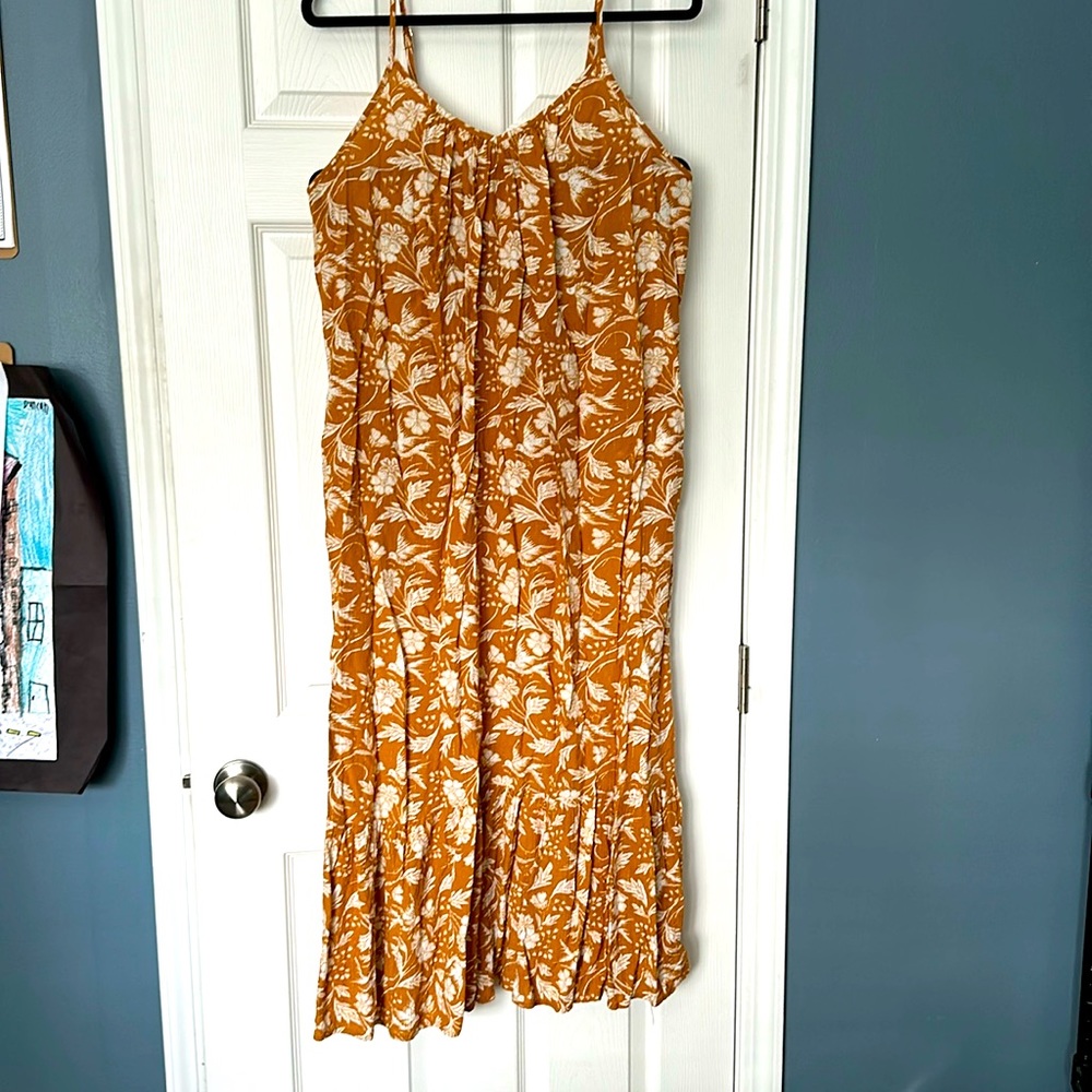 universal thread maxi dress with spaghetti straps & pockets